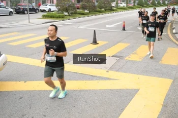 Runner Photo 4254008