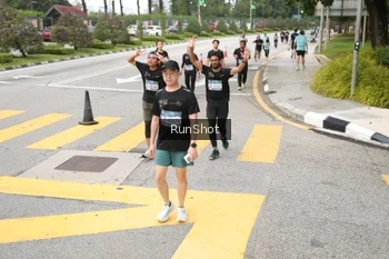 Runner Photo 4254010