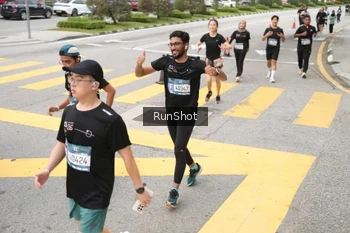 Runner Photo 4254026