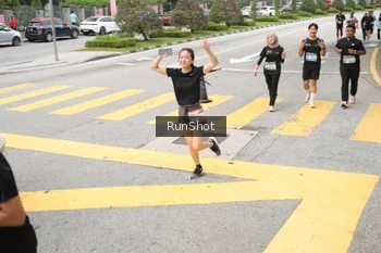 Runner Photo 4254034