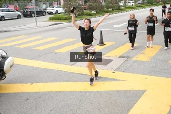 Runner Photo 4254035