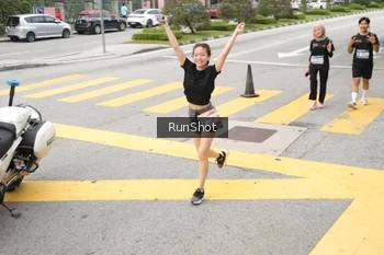 Runner Photo 4254039