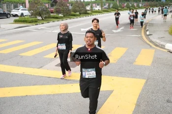Runner Photo 4254055