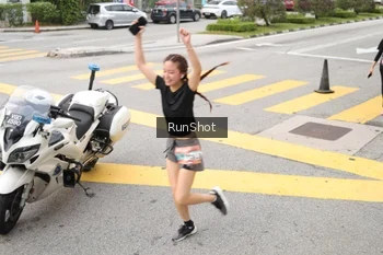 Runner Photo 4254061