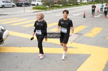 Runner Photo 4254063