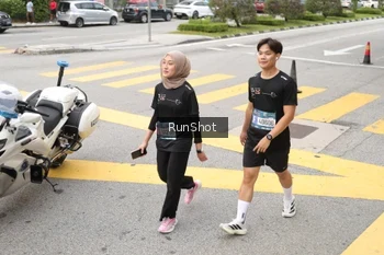 Runner Photo 4254069