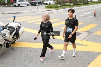 Runner Photo 4254081