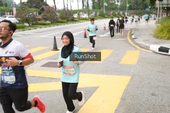 Runner Photo 4254089