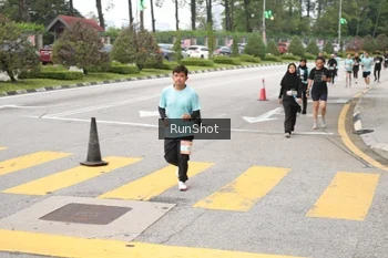 Runner Photo 4254093