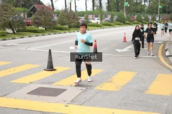 Runner Photo 4254095