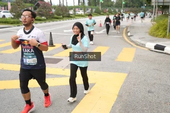 Runner Photo 4254098