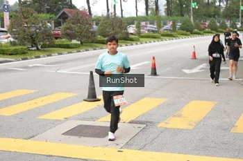 Runner Photo 4254112