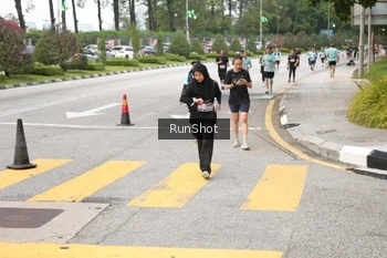 Runner Photo 4254113
