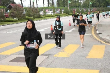 Runner Photo 4254124