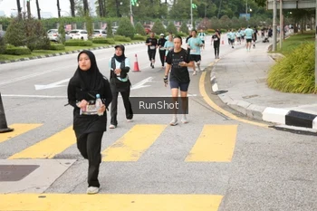 Runner Photo 4254127