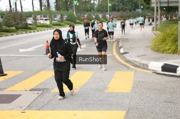 Runner Photo 4254128