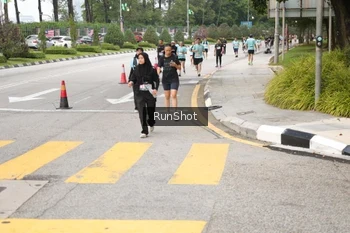 Runner Photo 4254130