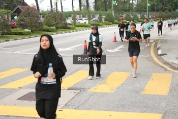Runner Photo 4254132