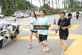 Runner Photo 4254147