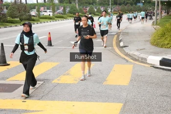 Runner Photo 4254150
