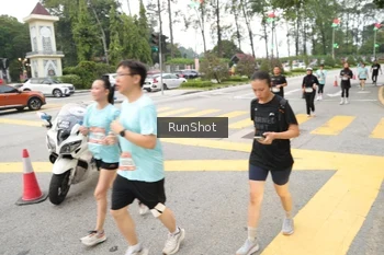 Runner Photo 4254155