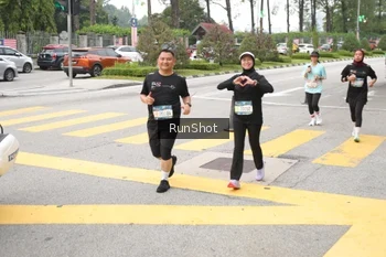 Runner Photo 4254163