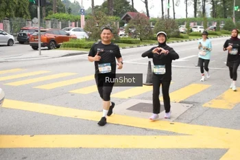 Runner Photo 4254171