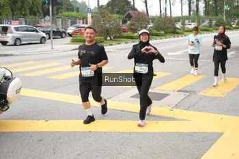 Runner Photo 4254173