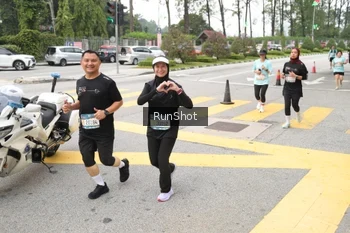 Runner Photo 4254174