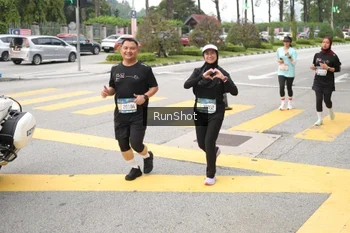 Runner Photo 4254177