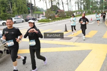 Runner Photo 4254183