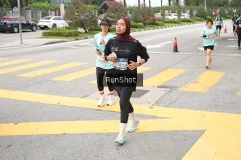Runner Photo 4254187