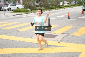 Runner Photo 4254201