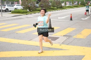 Runner Photo 4254208
