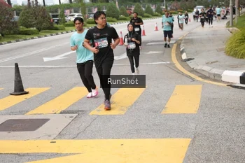 Runner Photo 4254212