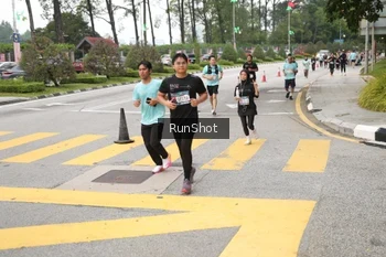 Runner Photo 4254214