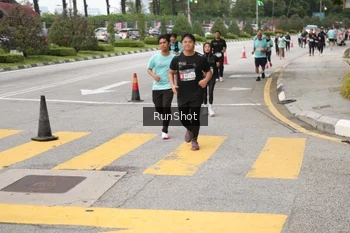 Runner Photo 4254216