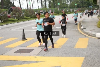 Runner Photo 4254221