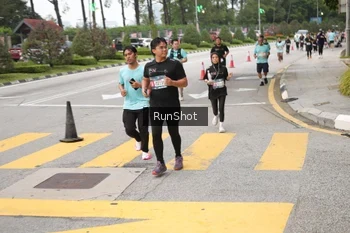 Runner Photo 4254223