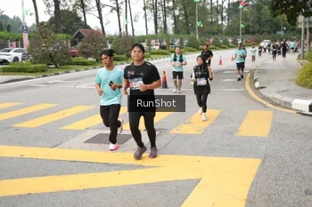 Runner Photo 4254233