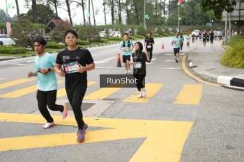 Runner Photo 4254236