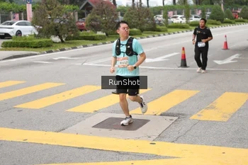 Runner Photo 4254250