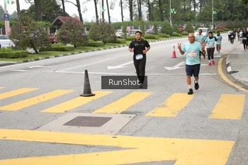 Runner Photo 4254255