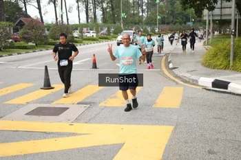Runner Photo 4254257
