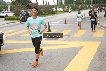 Runner Photo 4254276