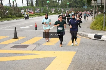 Runner Photo 4254278