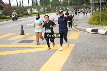 Runner Photo 4254285