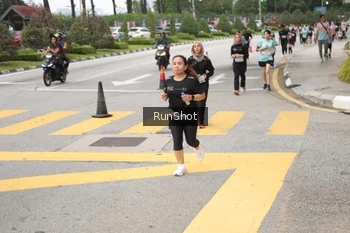 Runner Photo 4254288