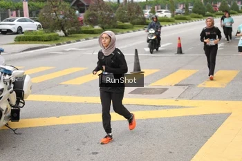 Runner Photo 4254296