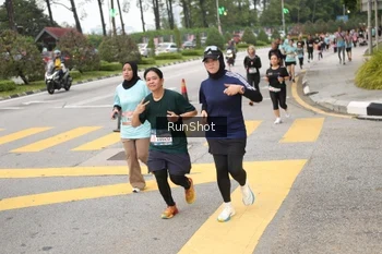 Runner Photo 4254302